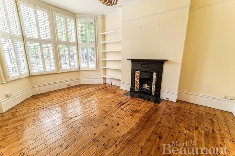 137 Culverley Road, London, SE6 2JZ