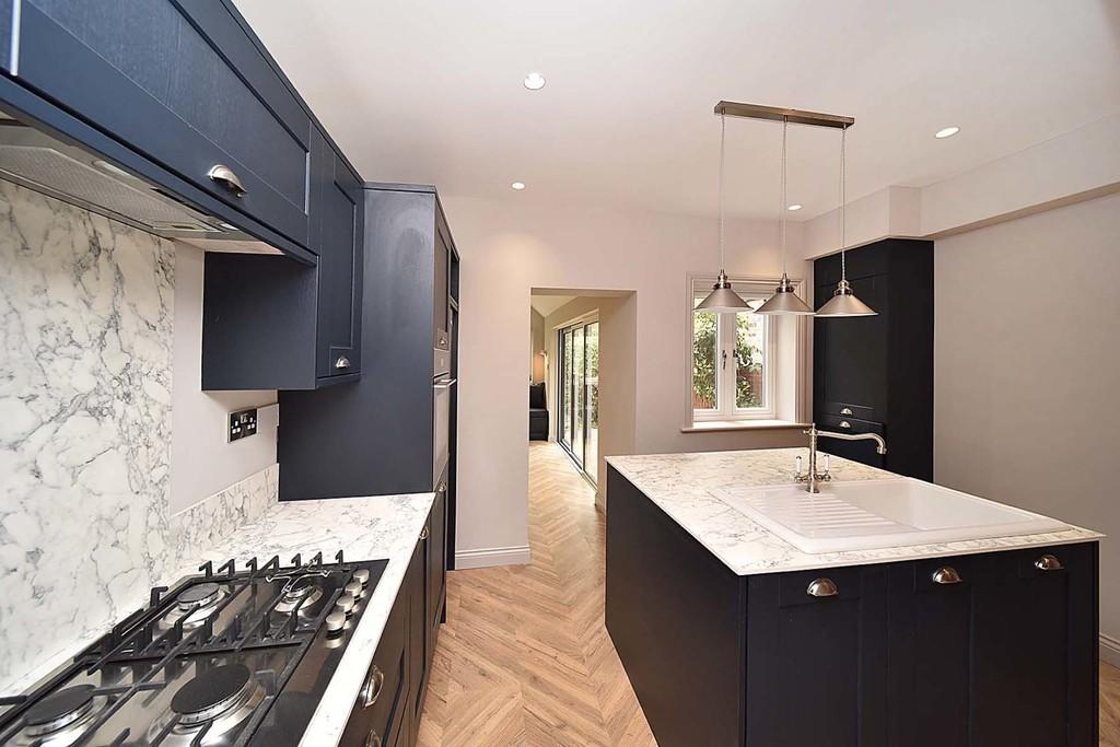 River Street, Wilmslow 2 bed terraced house £1,495 pcm (£345 pw)