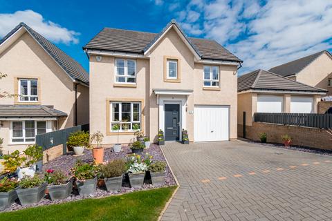 9 Dunnet Grove, Edinburgh, EH17 8TF