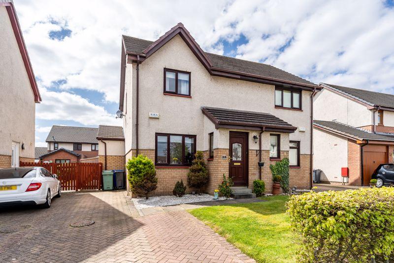 7 Moor Park, Prestwick, KA9 2NJ 3 bed semidetached villa £210,000