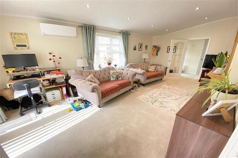 2 bedroom park home for sale - The Oaks, Battlesbridge, Wickford, Essex