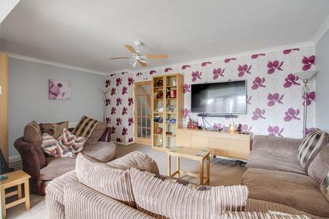 6 Berryfields, Cheddington, Leighton Buzzard, LU7 0ST