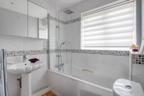 6 Berryfields, Cheddington, Leighton Buzzard, LU7 0ST