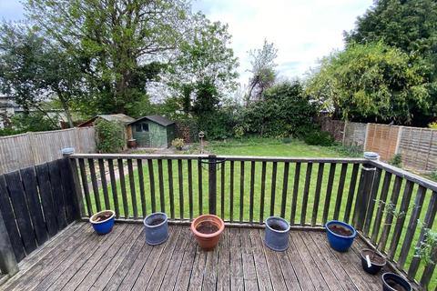 Flat 1, 28 Dornton Road, South Croydon, CR2 7DQ