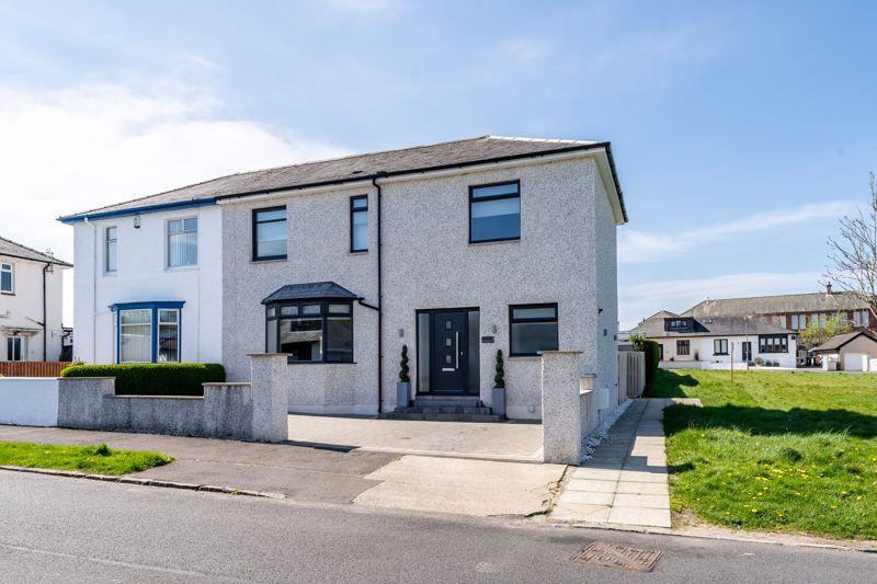 1 Linfern Avenue East, Kilmarnock... 3 bed semidetached villa £225,000
