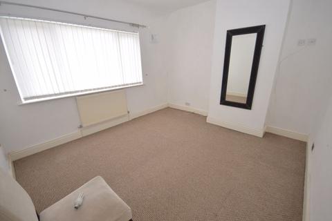 100 Warrington Road, Widnes, WA8 0AS