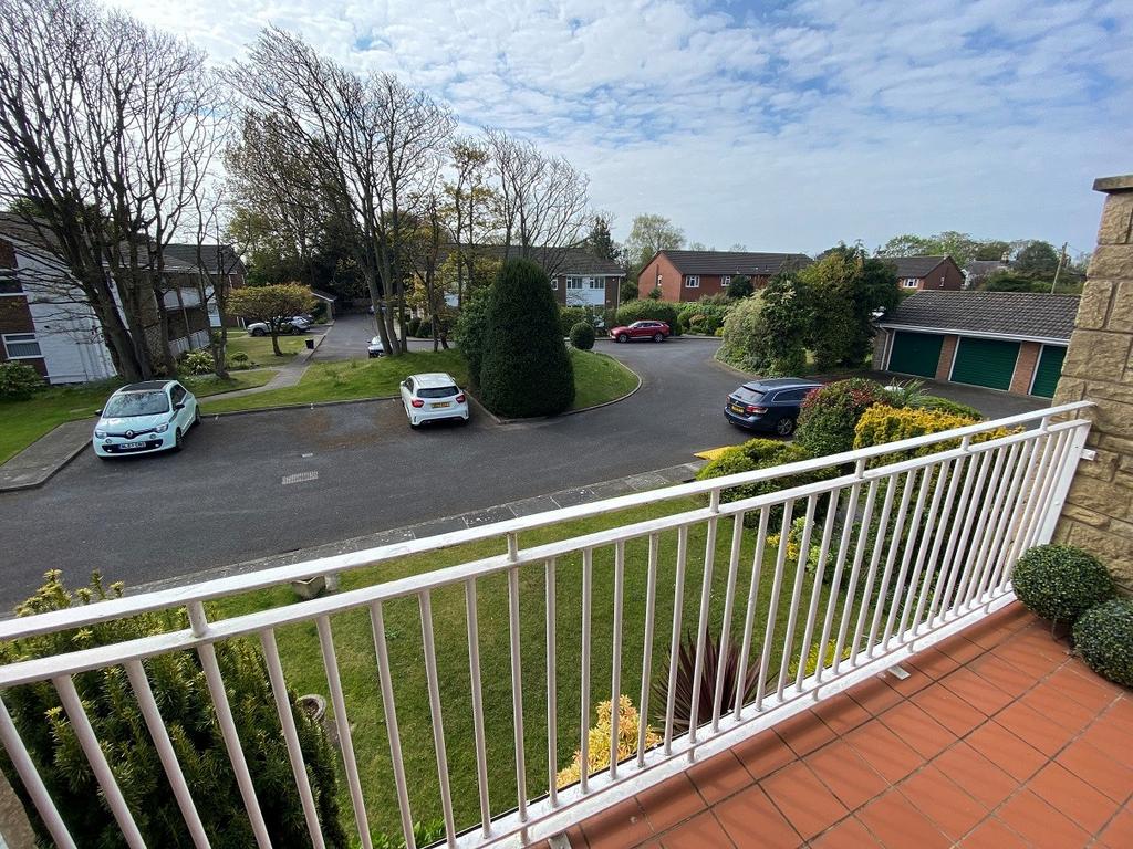 Gores Lane, Formby, Liverpool, L37 3 bed apartment £290,000