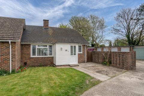 2 bedroom semi-detached bungalow for sale - Whyke Close, Chichester