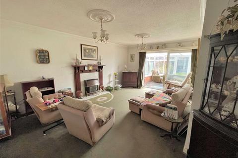18 Albert Drive, Cheltenham, GL52 3JH
