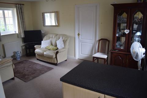 15 Bowling Green Drive, Smethwick, B67 5PJ
