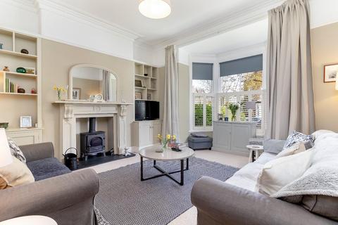 30 West End Avenue, Harrogate, HG2 9BY