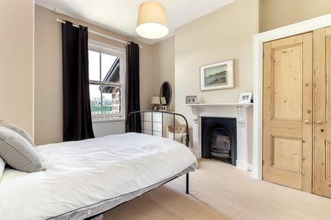 30 West End Avenue, Harrogate, HG2 9BY
