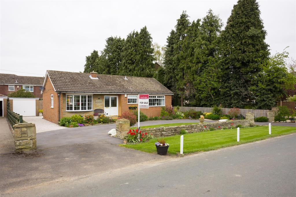 Turnpike Lane, Bickerton, Wetherby 2 bed bungalow £375,000