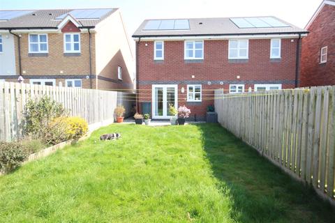 25 Dalar Aur, Llandudno Junction, LL31 9FH