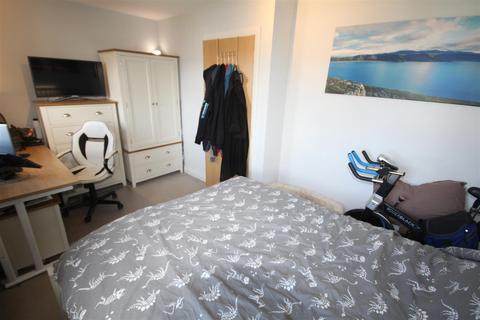 25 Dalar Aur, Llandudno Junction, LL31 9FH
