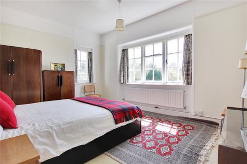 Elmstead Chapel Road, Oxted, RH8 0SX