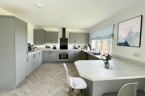 3 bedroom detached house for sale - Coychurch Maes Y Parc, Glynneath