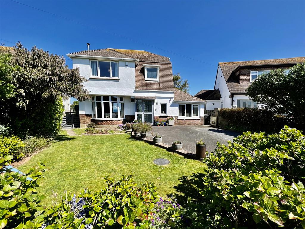 Langley Avenue, Central Area, Brixham 3 bed detached house for sale £