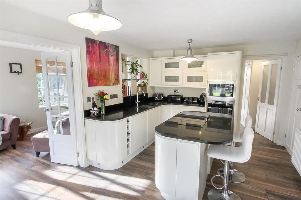 Southwell Green, Darlington 4 bed detached house £295,000