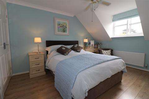 Flat 3, Eastgate House Castle Lane, Warwick, CV34 4BT