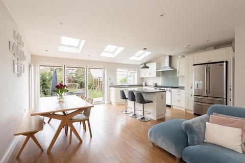 153 Waverley Road, Epsom, KT17 2LN