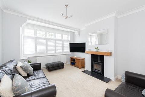 153 Waverley Road, Epsom, KT17 2LN