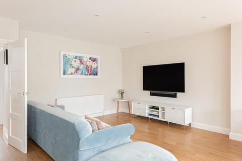 153 Waverley Road, Epsom, KT17 2LN