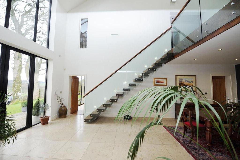 Atrium dining room