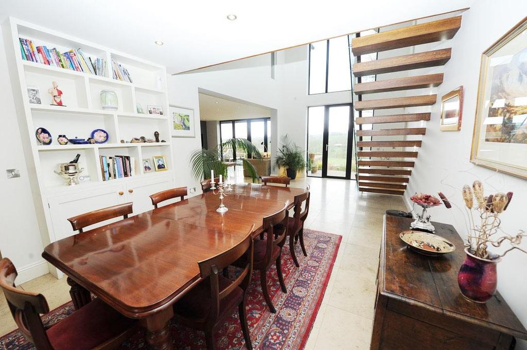 Atrium dining room