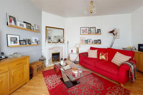 20 Beaconsfield Road, Dover, CT16 2LL