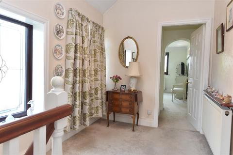 27 Black Moss Lane, Ormskirk, L39 4TN