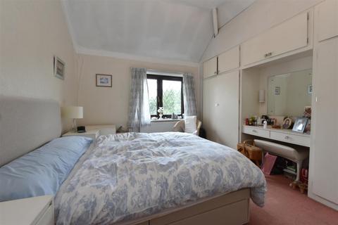 27 Black Moss Lane, Ormskirk, L39 4TN