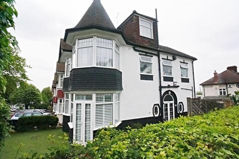 4 bedroom semi-detached house for sale - Priory Avenue, London