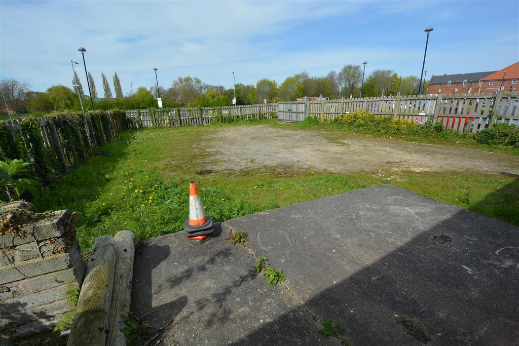Gowthorpe, Selby Land £175,000
