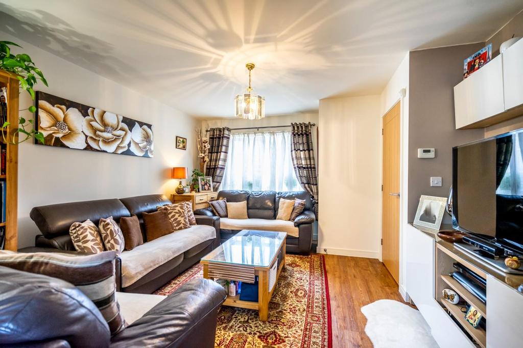 Turner Close, Huntington, York 3 bed end of terrace house £295,000
