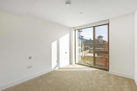 2 bedroom flat for sale - Kensington House, Prince of Wales Drive, Battersea, SW11