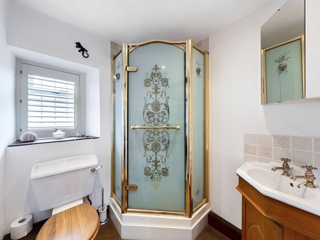 Ensuite