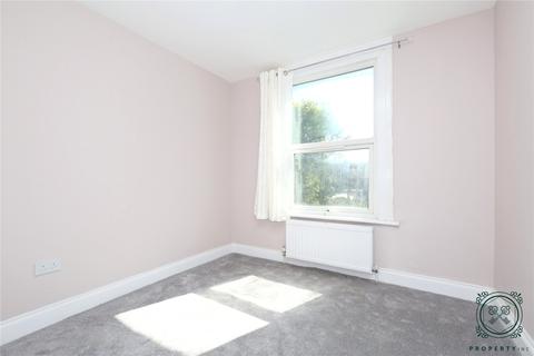 62 Winchelsea Road, London, N17 6XH