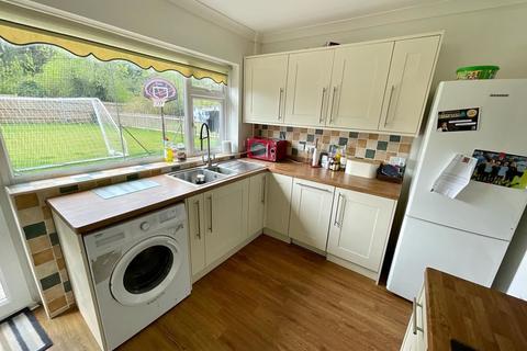 5 Istead Rise, Gravesend, DA13 9JE