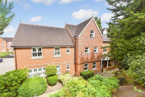 2 bedroom ground floor flat for sale, Fitzroy Place, Reigate, Surrey