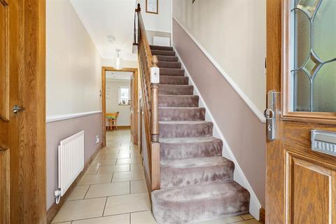 22 Hoveton Close, Redditch, B98 7HQ