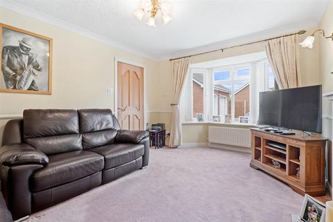 22 Hoveton Close, Redditch, B98 7HQ