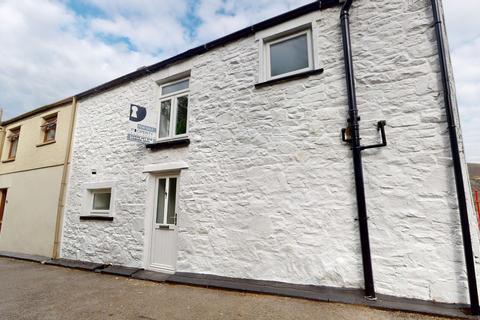 1 Amelia Terrace, Llwynypia, Tonypandy, CF40 2HS