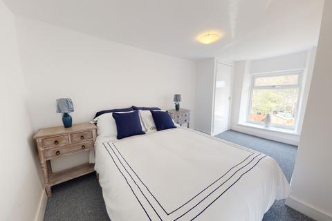 1 Amelia Terrace, Llwynypia, Tonypandy, CF40 2HS