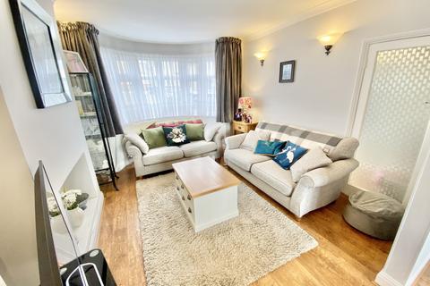21 Lavender Avenue, London, NW9 8HB