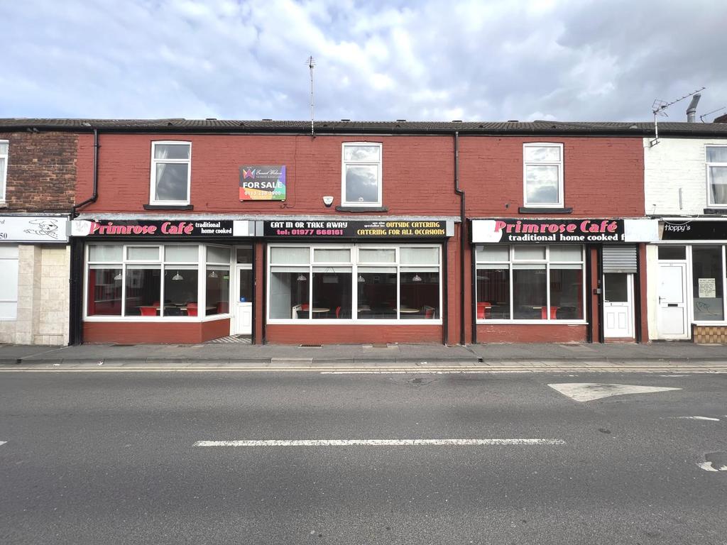 25 29 Beancroft Road, Castleford. Property £2,200 pcm (£508 pw)