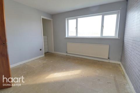44 The Lings, Armthorpe, Doncaster, DN3 3SH
