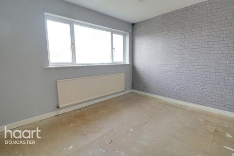 44 The Lings, Armthorpe, Doncaster, DN3 3SH