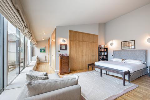 3 bedroom apartment for sale, Chelsea Crescent
