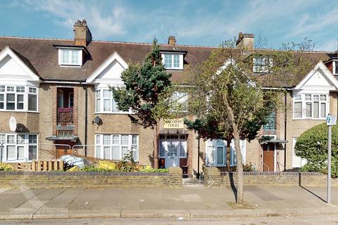 3 bedroom flat for sale, Stanhope Court , Finchley  N3
